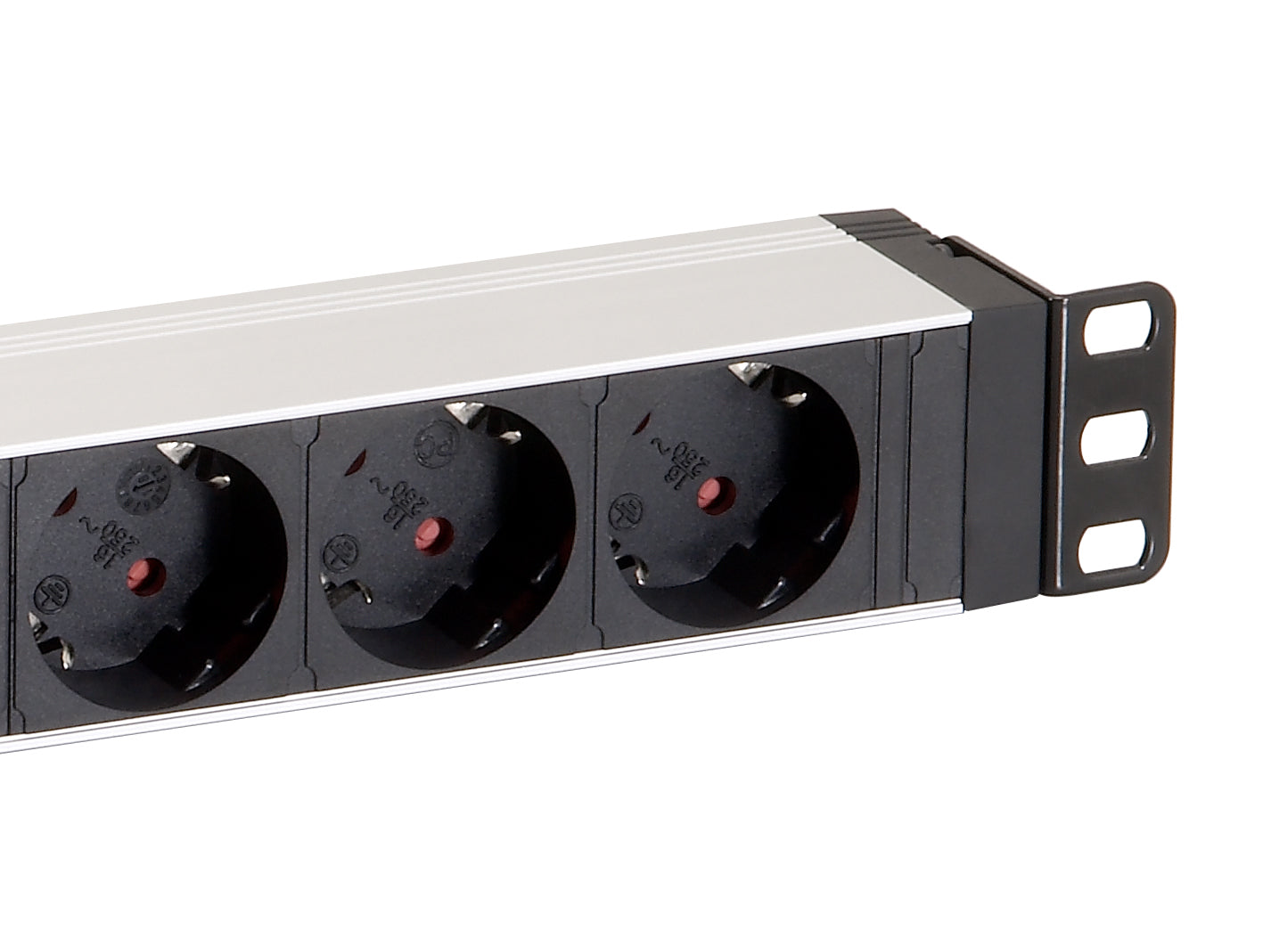 EQUIP 8-Outlet Power Distribution Unit